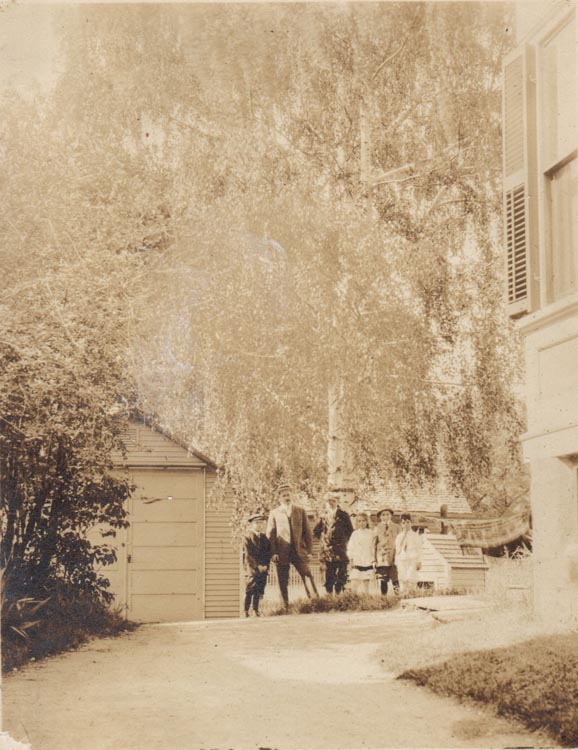 George McCluskey, Uncle John (Hanlon), Bill, Leonore & Gordon, copy