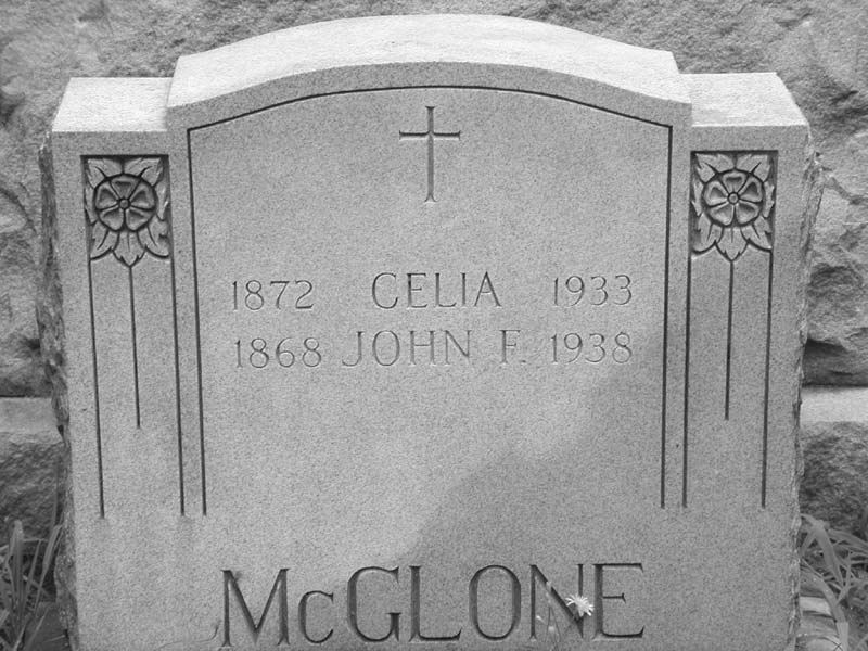McGlone, Celia and John.jpg 86.7K